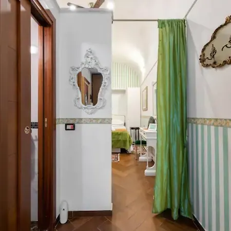 Apartament 0 In The Historic Center Bari